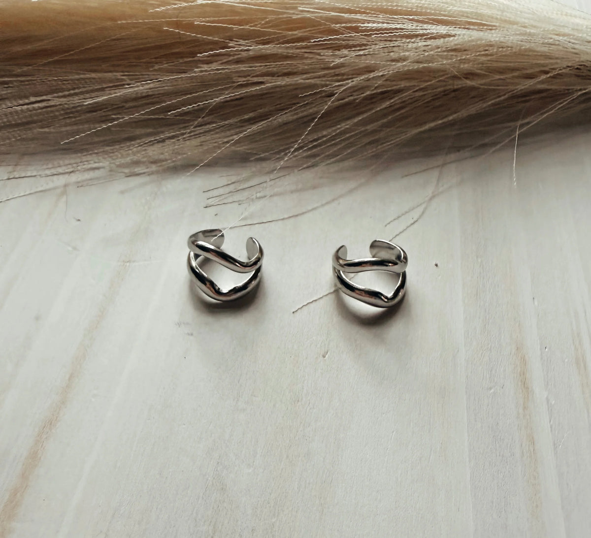 Balance Ear Cuff