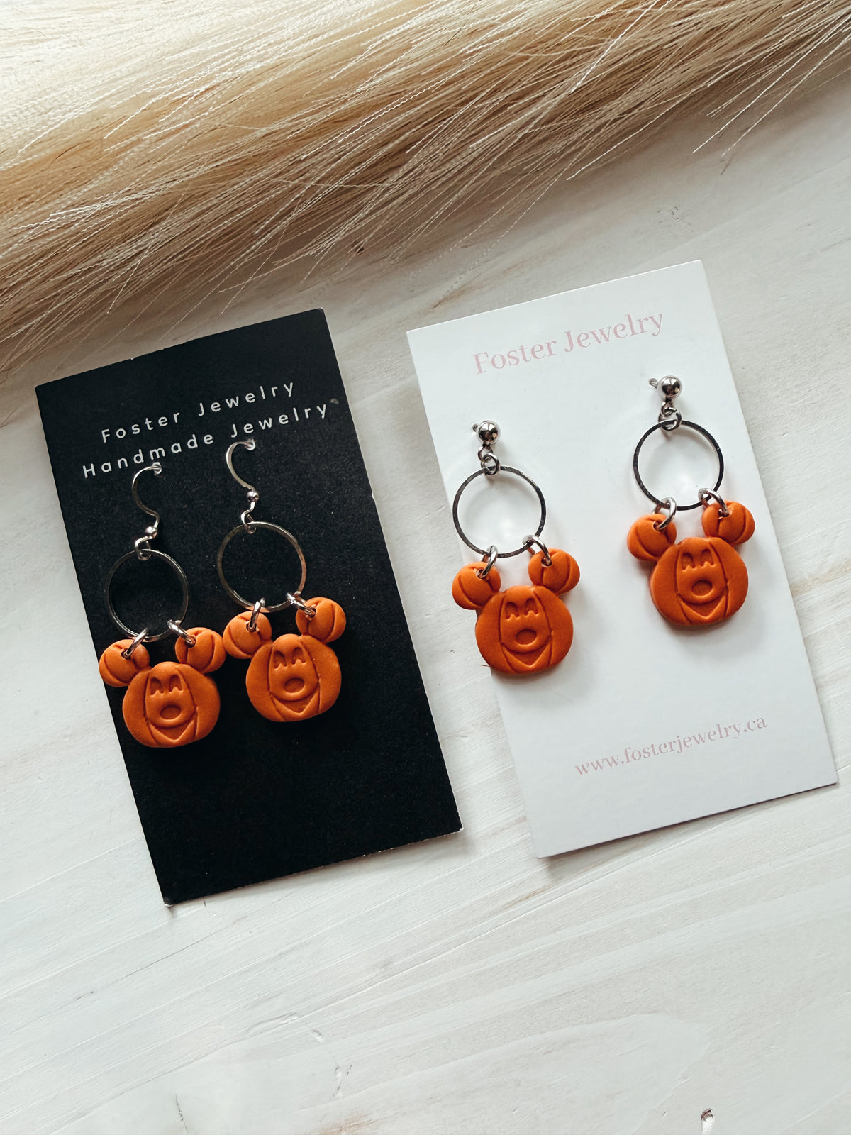 Mouse face pumpkin earrings