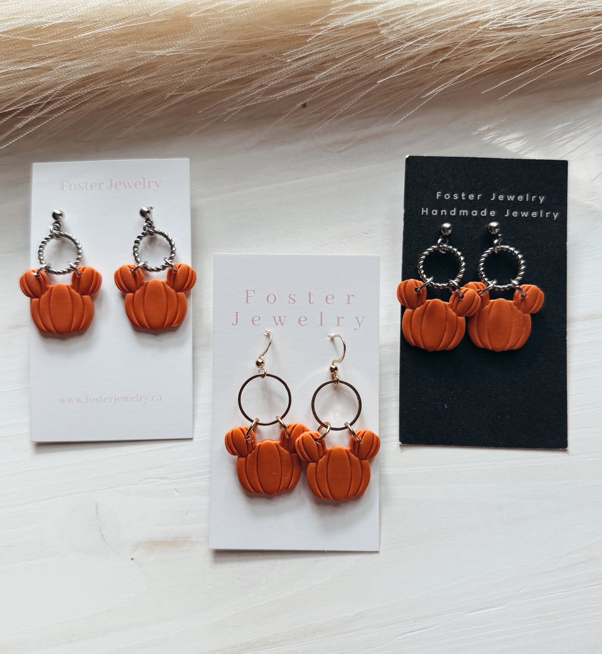Mouse pumkin earrings
