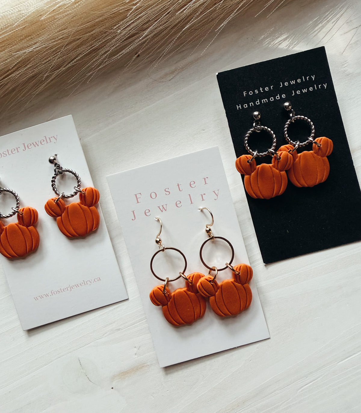 Mouse pumkin earrings