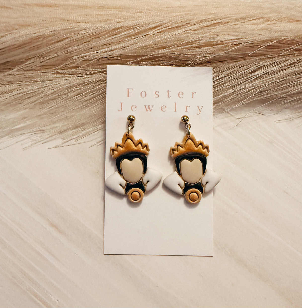Evil queen earrings