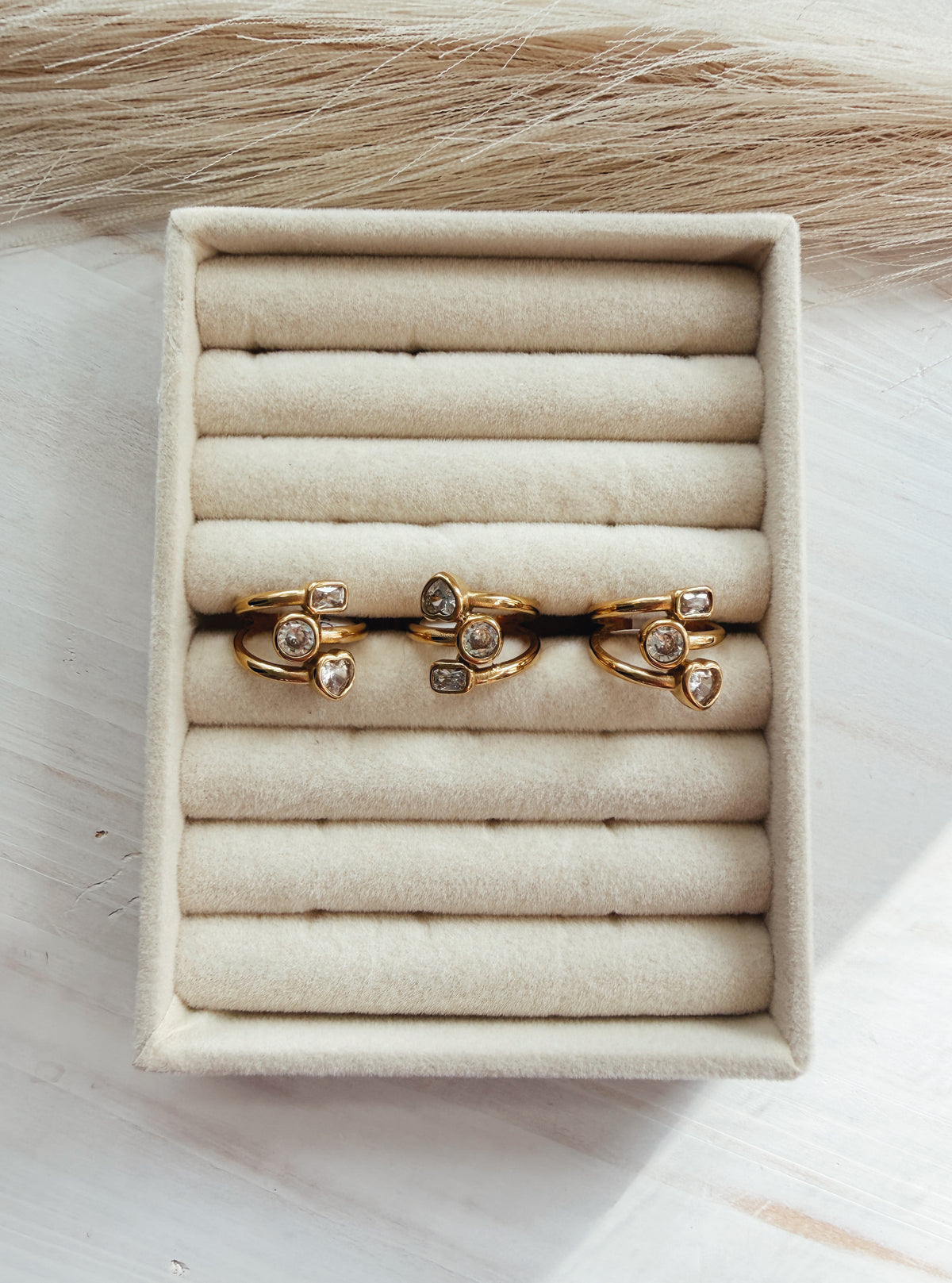 Atlas ring