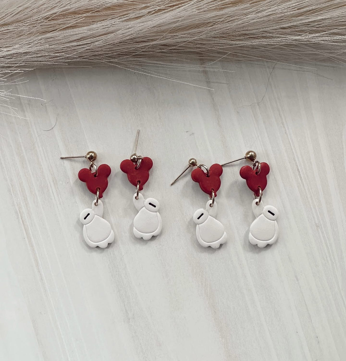 Medical robot and mouse earring