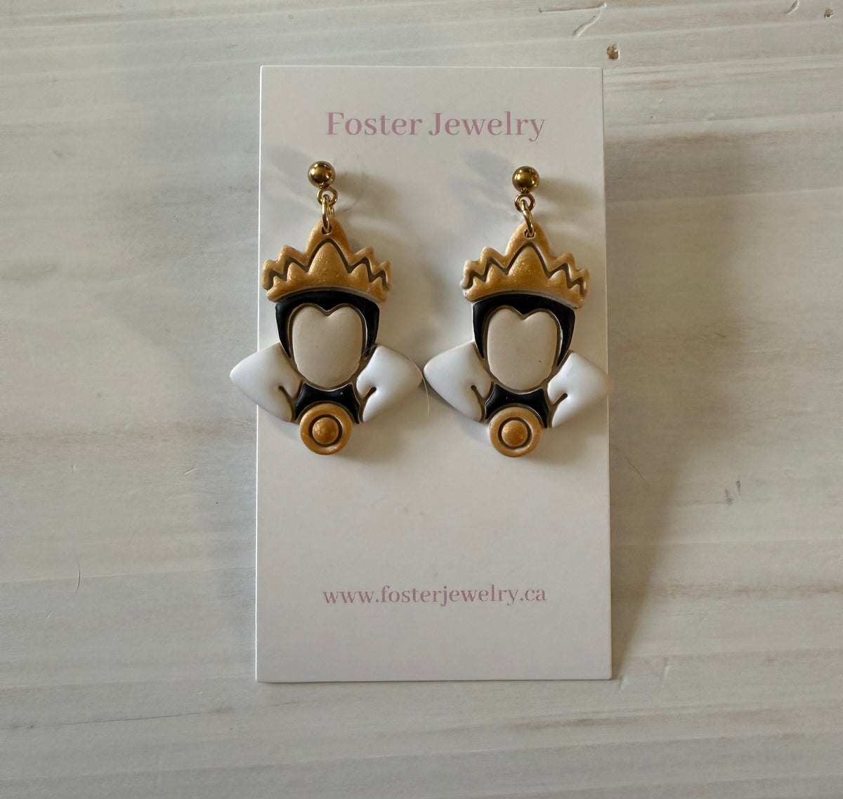 Evil queen earrings