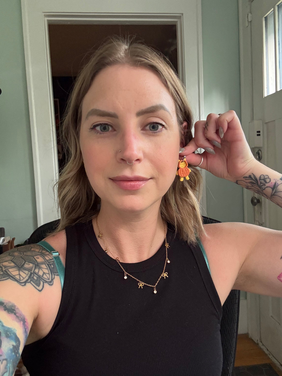 Bear pumpkin earring